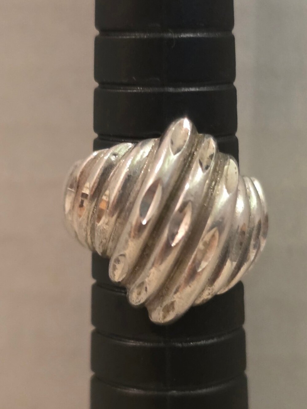 Vintage Schube's 925 Sterling Silver Modernist Ribbed Dome Ring Size 5.5